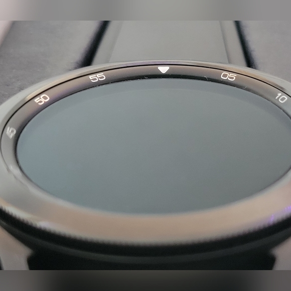 Galaxy Watch4 Classic - Picture 4 of 5